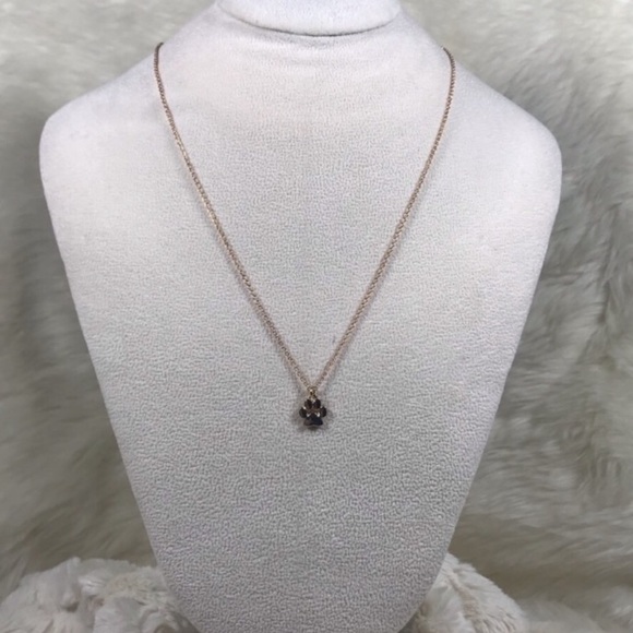 🐾 Paw Necklace - Picture 6 of 6